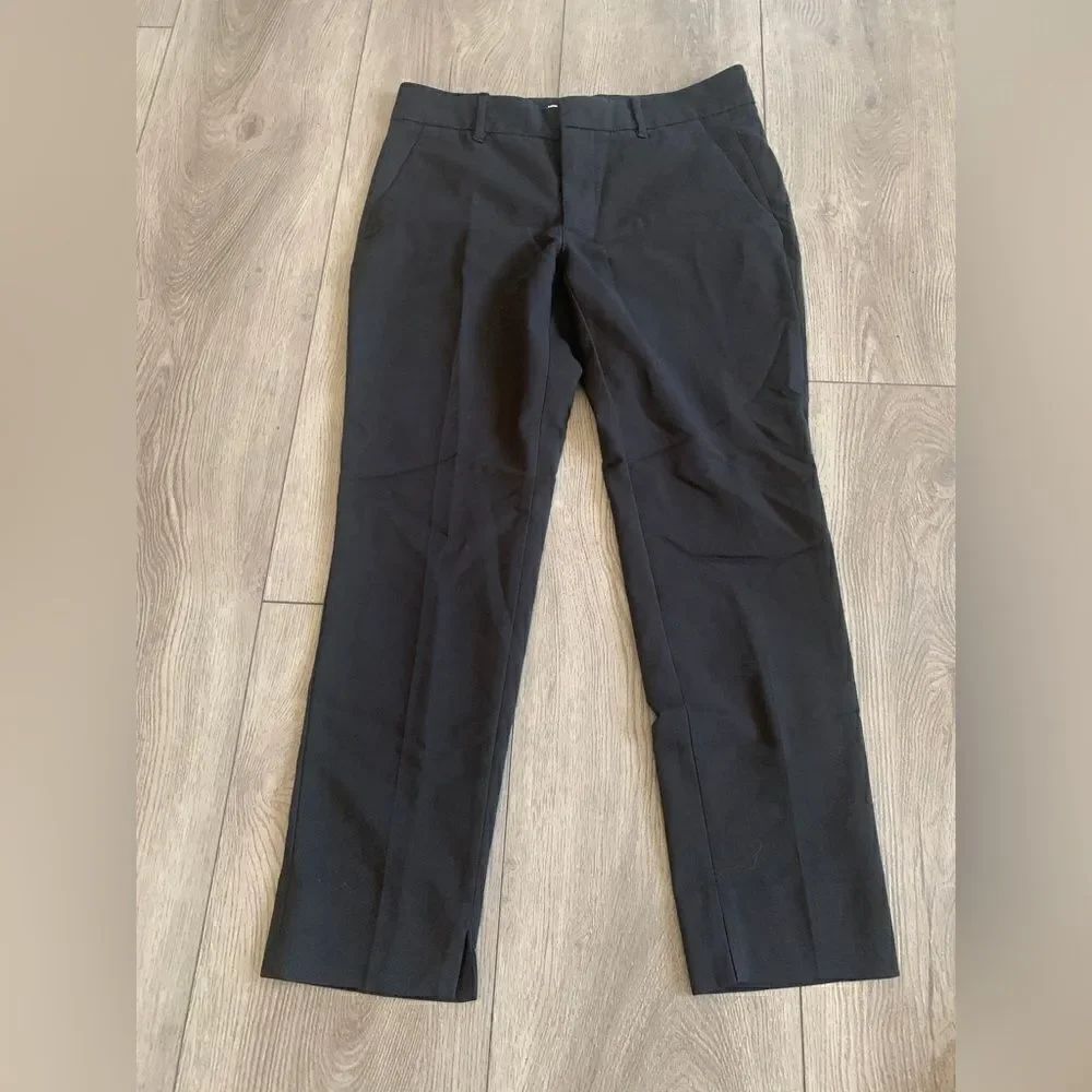 Zara dressed pants used and in very good condition